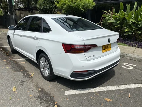 Volkswagen Jetta 1.4 Turbo Tsi Comfortline At 4x2 2022