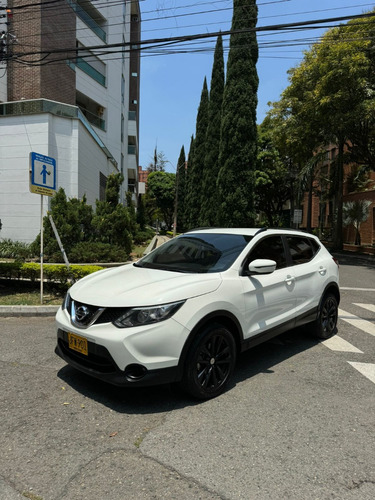 Nissan Qashqai 2.0 Advance 4x2 Triptónico