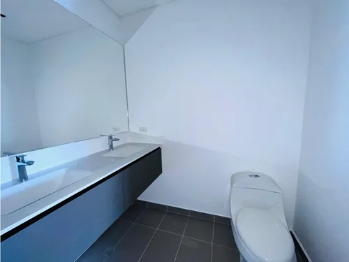 120m2 Apartamento En El Poblado
