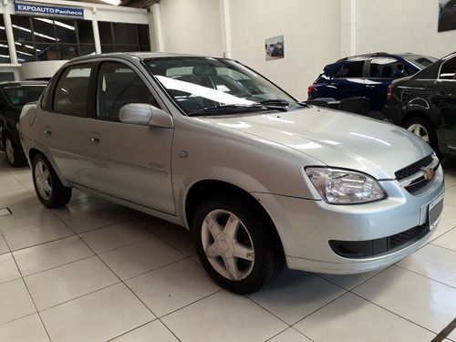 Corsa Classic Spirit Pack 1.4 Lt 2013 Con Cierre Y Cristales