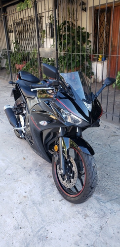Yamaha R3