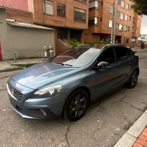 Volvo V40 2.5 T5 Cross Country Awd