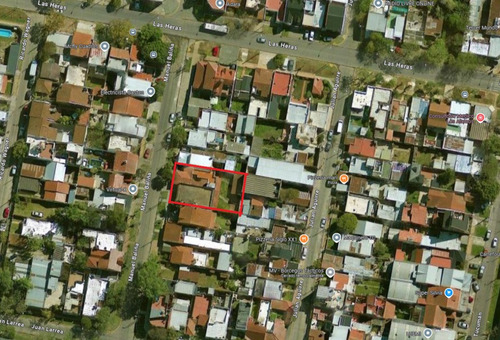 Venta En Block, Casa De 5 Ambiente + Galpón De Loza