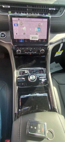 Imagen 8 de 16 de Jeep Grand Cherokee Overland