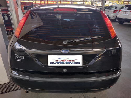 Imagem 4 de 9 de Ford Focus Hatch Gl 1.6 8v Gasolina Manual