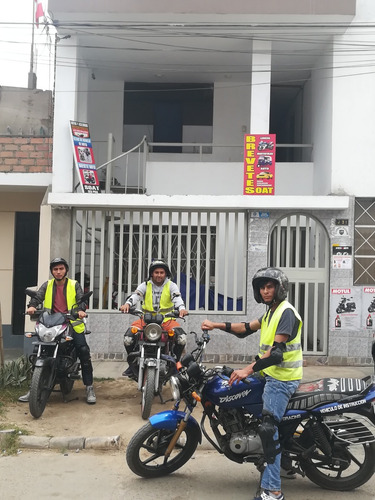 Clases De Manejo De Moto Lineal Callao Avz Motoracing