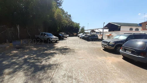 Imagen 13 de 14 de Leida Falcon Rentahouse Vende Apartamento En Lomas Del Este Valencia 21-15041 Lf