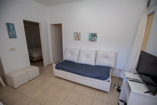 Imagen 2 de 10 de Departamento Pinamar Hollywood