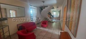 Imagen 14 de 16 de Casa En Venta En Santa Sofia 22-28635 Ymanol E. 0414 3227631