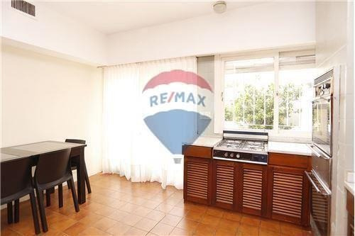 Venta Casa Devoto 4 Amb. Jardín, Pileta, Cochera!