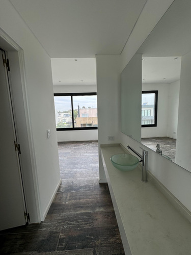 Casa 5 Ambientes En Venta. Lagos De Canning 1