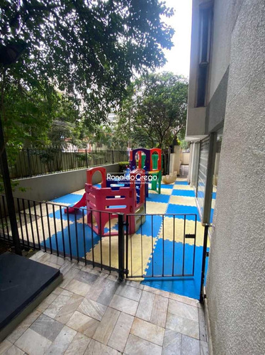 Imagem 16 de 18 de Apartamento Á Venda Com 2 Dorms, Moema, Sp - R$ 630 Mil - V4735