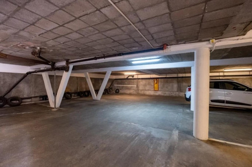 Imagen 19 de 21 de Oportunidad Apto Malvín, 3 Dorm + Servicio + Fondo + 10 Cocheras Con Rentabilidad Ref. 670