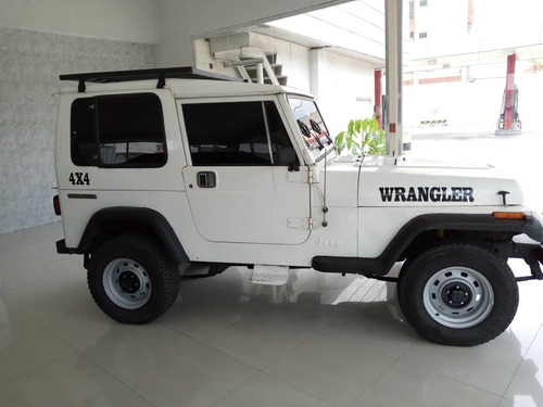 Imagen 2 de 8 de Jeep Wrangler 87