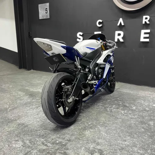 Yamaha Yzf R6