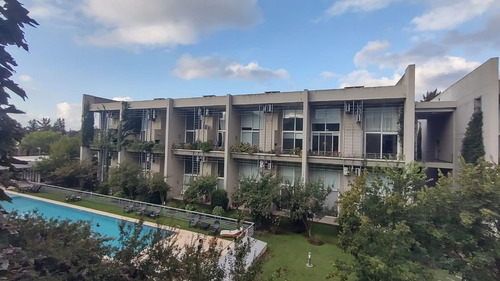 Imagen 1 de 10 de Departamento En Venta En Ayres Vila