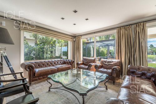 Casa Al Lago En Alquiler Y Venta En Los Castores
