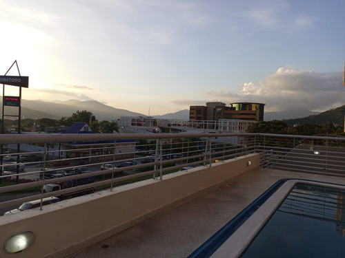 Imagen 4 de 30 de Pmmi Solo Clientes En Venta Penthouse Dúplex En La Trigaleña Alta, Ubicación Privilegiada, Con Espectacular Terraza Y Extraordinaria Vista Panorámica 360