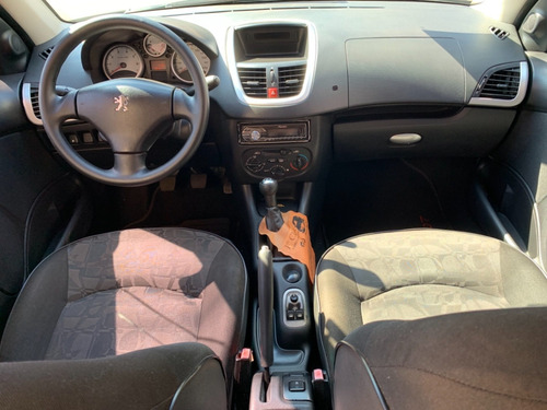Imagem 9 de 9 de Peugeot 207 Xr 1.4 Preto 2011