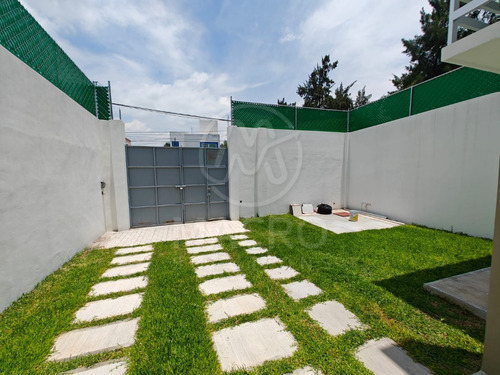 Casa En Venta En Col. Hermenegildo Galeana Con 4 Recamaras