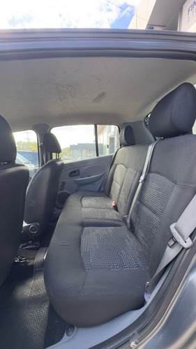 Renault Clio 1.2 Authentique Pack Ii 75cv