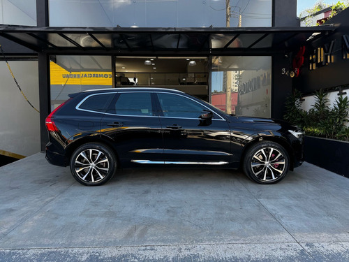 Volvo XC60 2.0 T8 Ultimate Recharge (Plug-In) 5P Hibrido