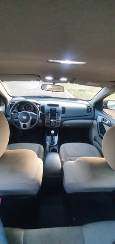Imagem 13 de 13 de Kia Cerato 2010 1.6 Ex Aut. 4p