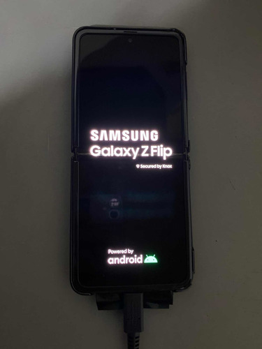 Celular Galaxy Flip Z Excelente! Solo Pantalla Dañada (Usado)