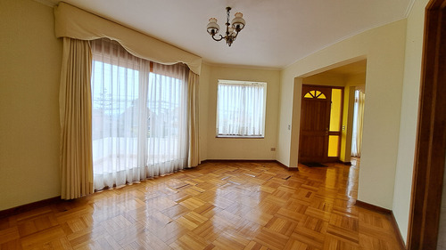 Venta De Casa En Avenida Gabriela Mistral