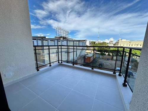 Alquiler De Apartamento De 1 Habitacion En Zona Universitaria