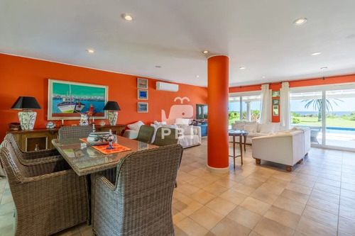 Casa De 6 Dormitorios En Solana, Punta Ballena - Ref : Pbi235