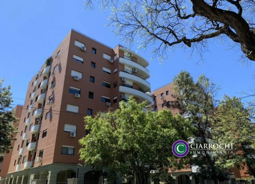 Departamento Con Cochera En Edificio Torre - Belgrano Chico