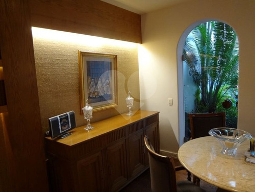 Linda Casa 4 Dormitórios 4 Vagas Na Aclimação - 469 M2 Próxima Ao Parque Da Aclimação! - 226-im205717