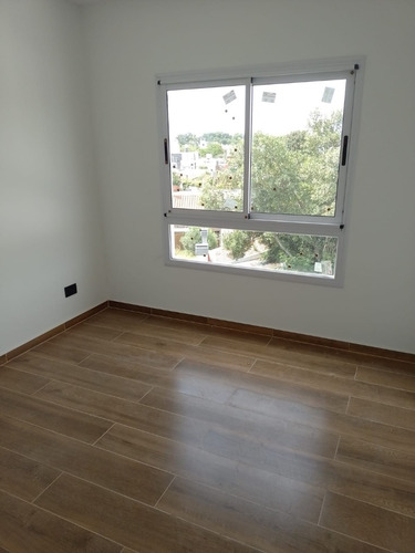 Departamento Estrenar 3 Amb. C/terraza Propia-gral. Mosconi 1446 - L.del Mirador