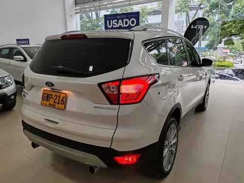 Ford Escape 2.0 Titanium