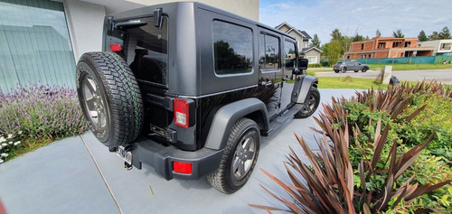 Imagen 2 de 12 de Jeep Wrangler Unlimited Sport