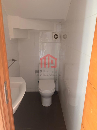 Casa En Venta De 4 Dorm. En Concón