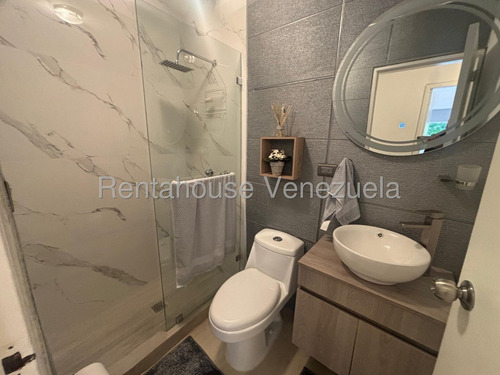 Apartamento En Venta Prados Del Este 25-21644. Jt