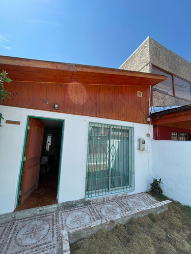 Se Vende Casa Con Departamento Interior En La Pintana