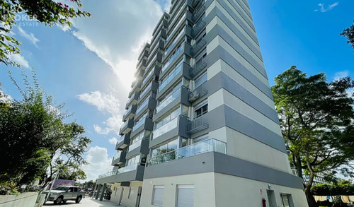 Apartamento En Venta - Maldonado 1 Dormitorio Con Cochera