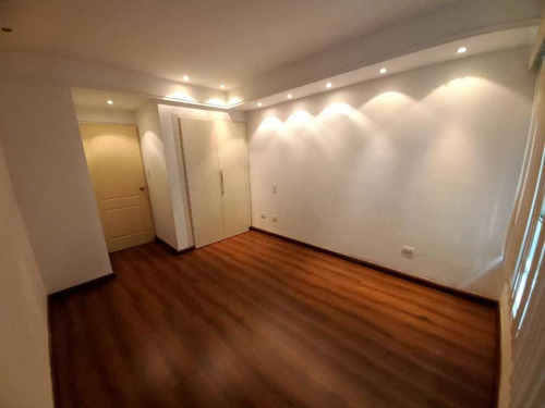 Imagen 14 de 22 de Apartamento En Venta Terrazas Del Country Gustaparo
