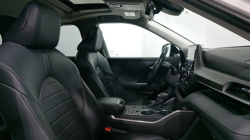 Toyota Highlander 3.5 XLE AUTO