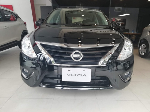 Nissan Versa V-drive Automático