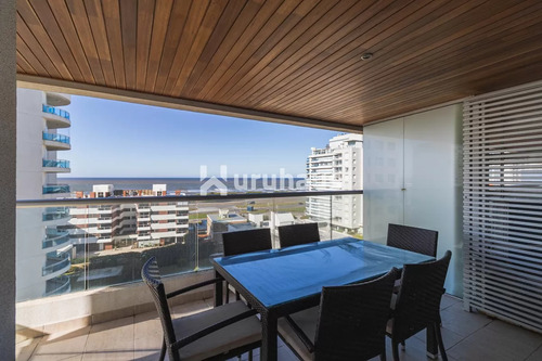 Departamento Venta Punta Del Este Icon Brava