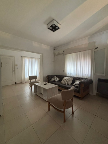 Casa En Alquiler Vivienda Apta Comercial - Monte Grande