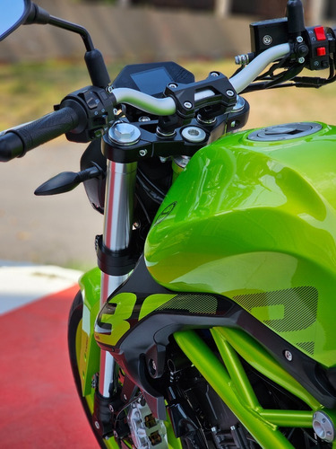 Imagen 12 de 25 de Benelli 302 S - Entrega Inmediata 0 Km - Mejor Precio Jc