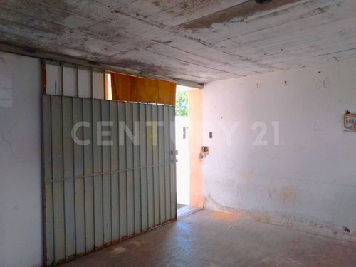 Bodega Con Amplio Terreno En Venta En Jilotepec, Estado De México