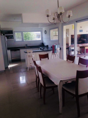 Excepcional Casa En Venta En Barrio Rumenco