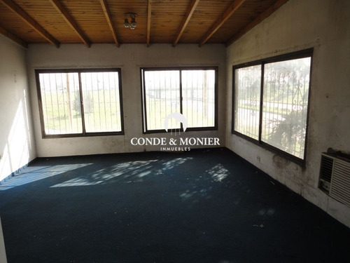 Imagen 7 de 14 de Local Comercial Con Estacionamiento Y Galpón En F. Varela