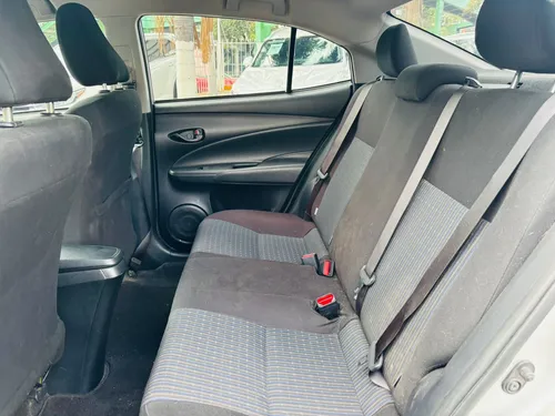 Toyota Yaris 1.5 Core At Sedan Cvt